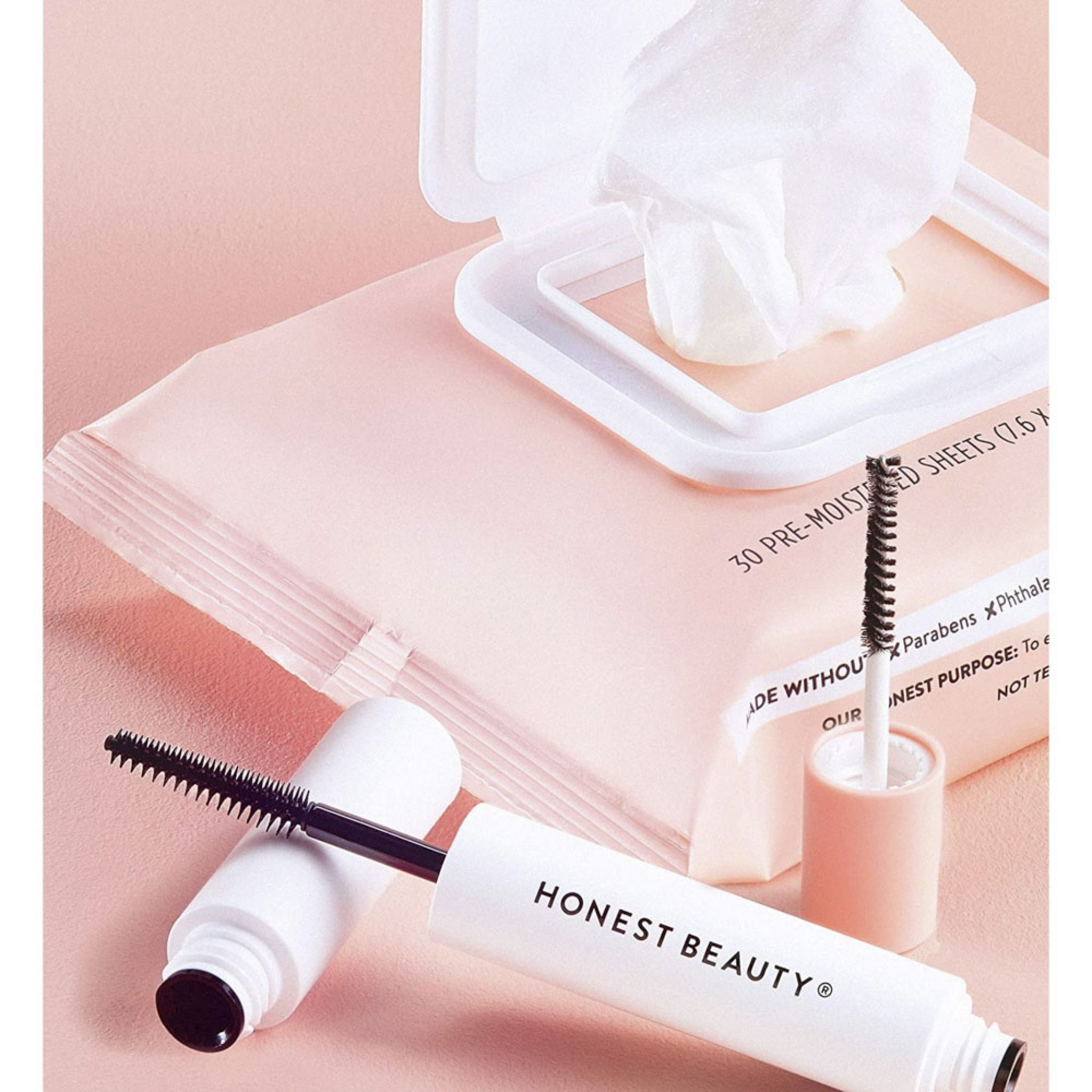 Honest Purify + Refresh Makeup Remover Wipes - Image 3