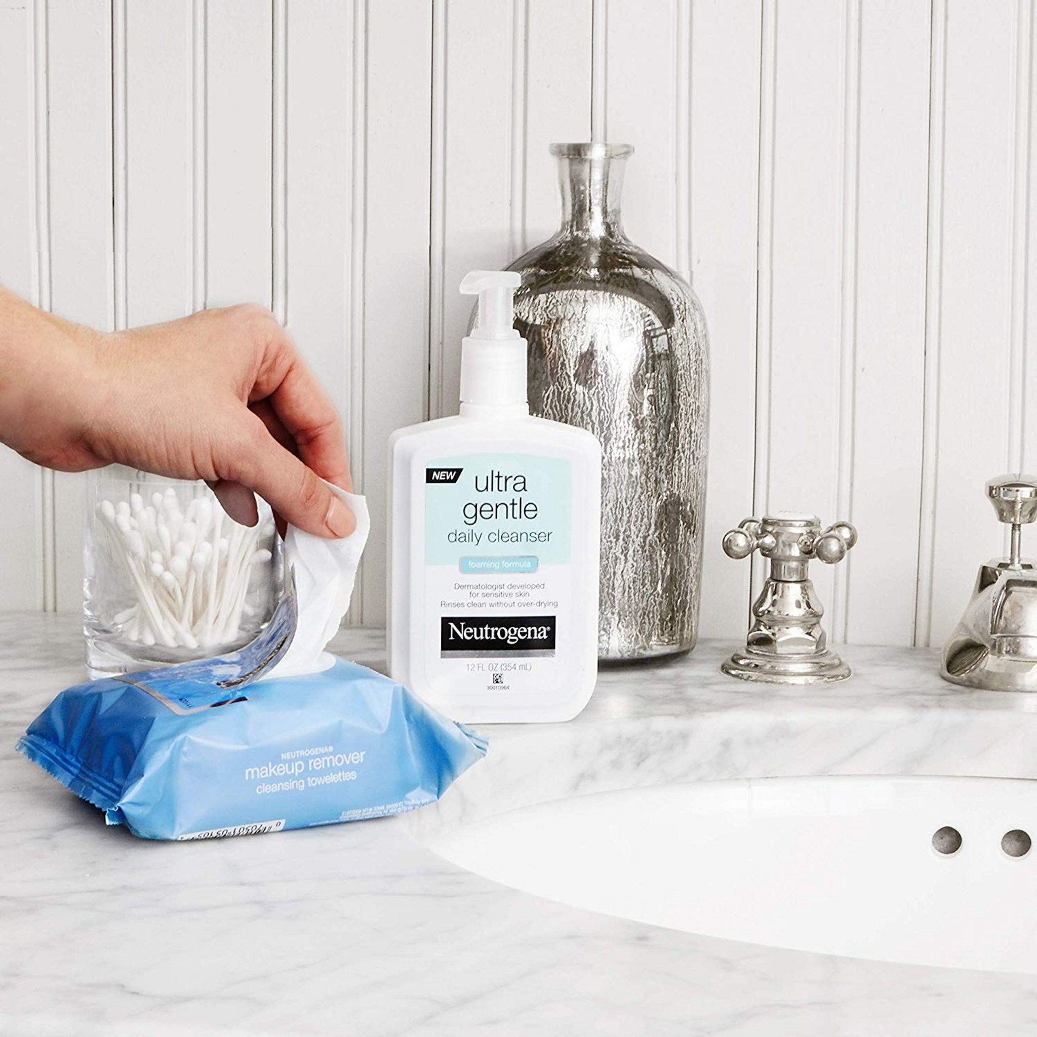 Neutrogena Makeup Remover Cleansing Towelette - Image 2