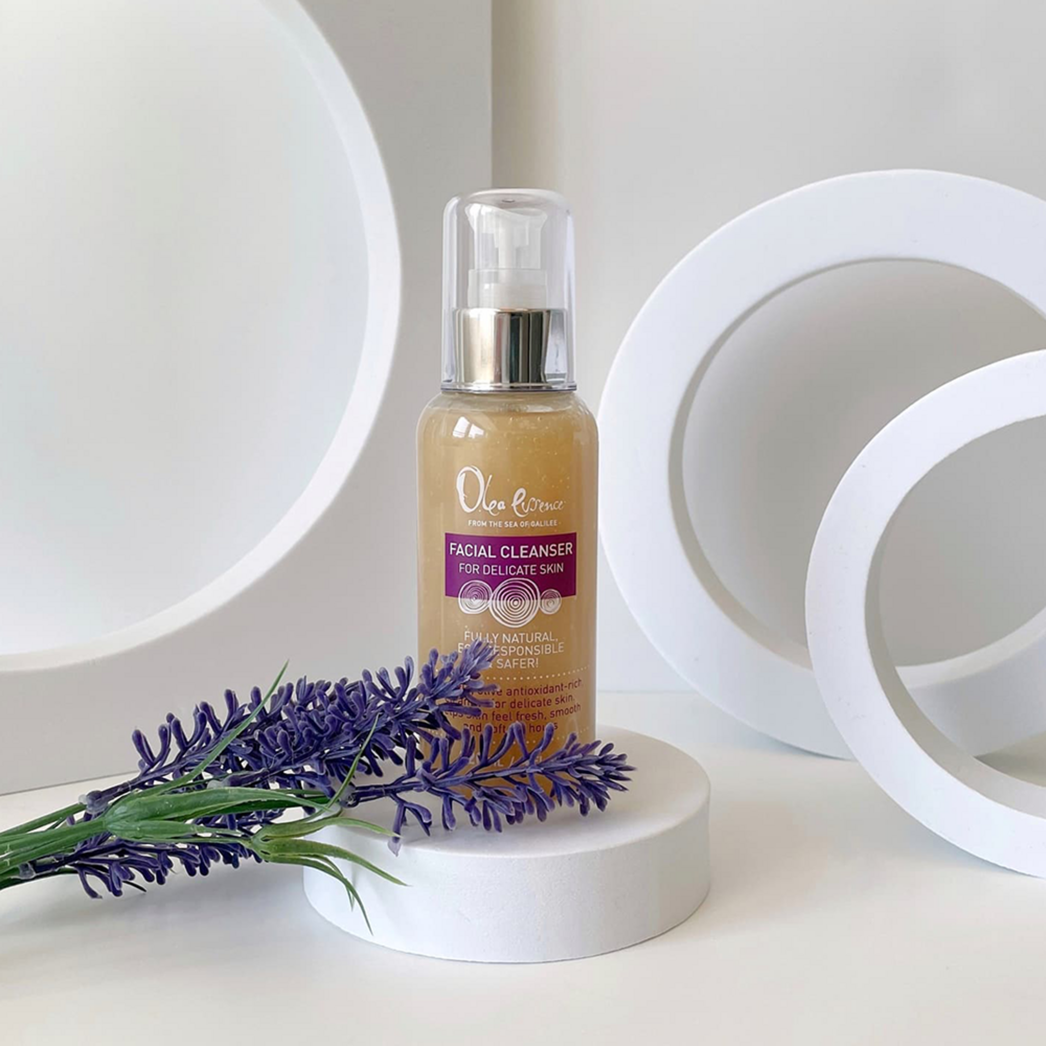 Olea Essence Facial Cleanser for Delicate Skin - Image 3