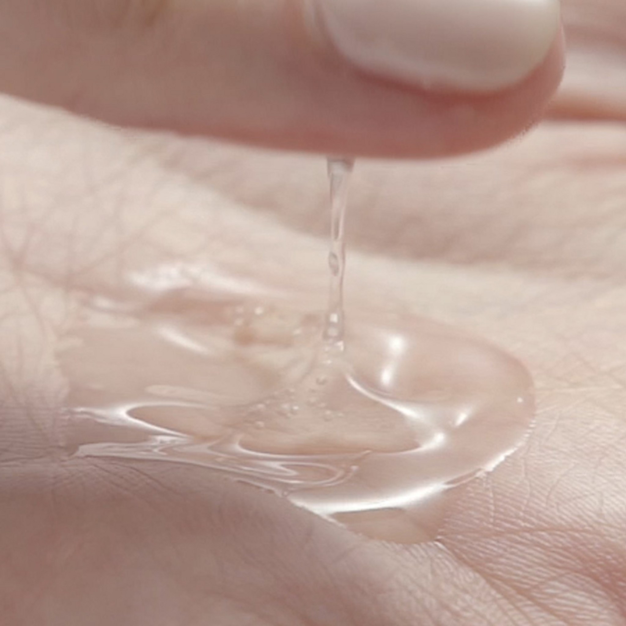 Dewy Tree Pure Soothing Snail Essence Water - Image 4