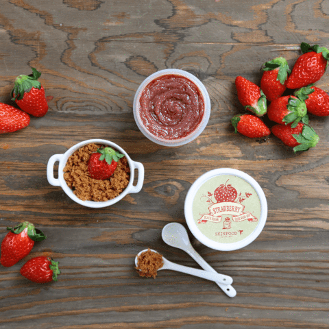 Black Sugar Strawberry Mask Wash Off - Image 3