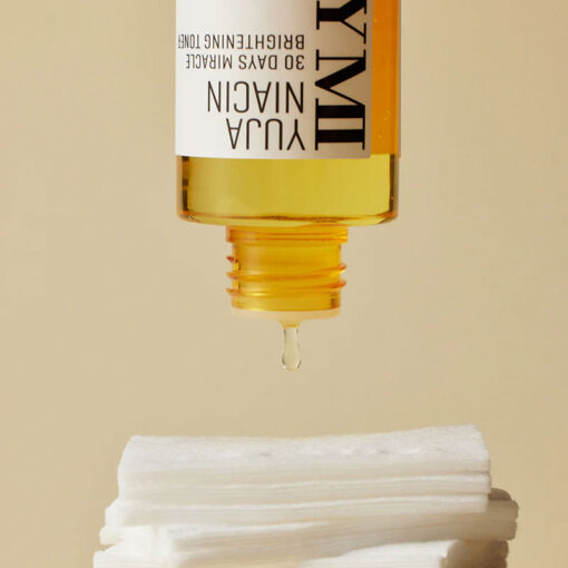Yuja Niacin Brightening Toner - Image 2
